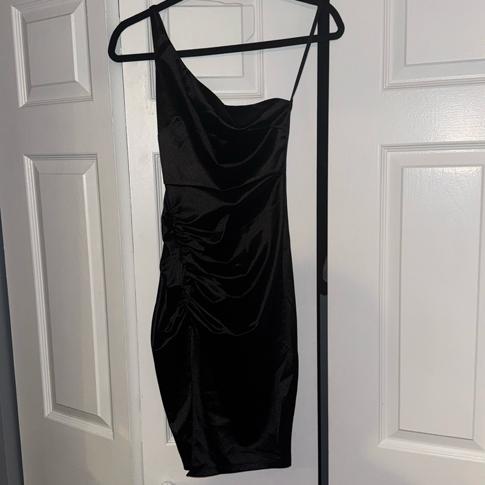 Windsor Cocktail Mini Dress - Black